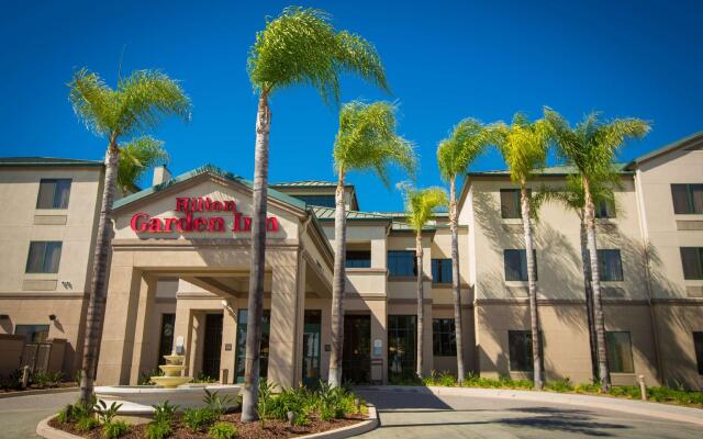 Отель Hilton Garden Inn Los Angeles Montebello Монтебелло вид на фасад