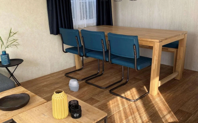 Chalet in Duinhoeve With Van Gogh Style