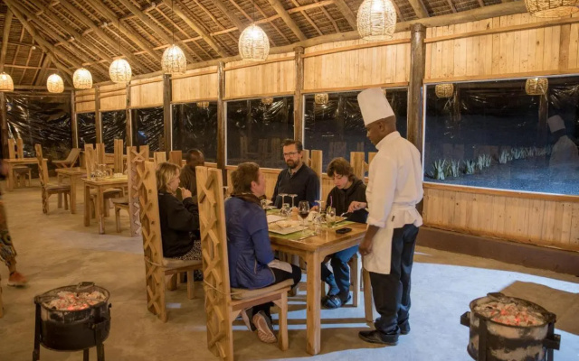 Glamping Kenya Mt. Kenya Lodge