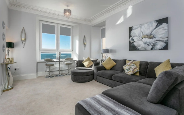 Coastal Retreat - Donnini Apartments