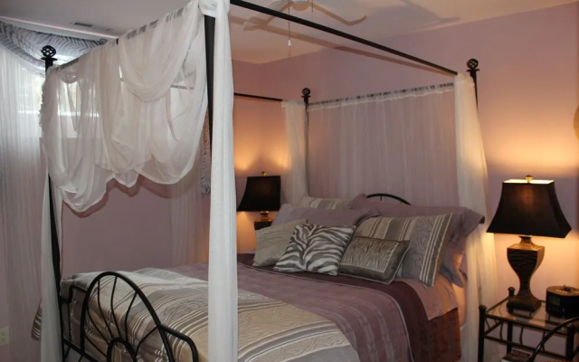 Evergreen Gate Bed and Breakfast