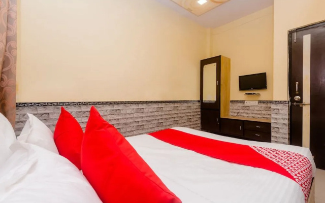 OYO 29550 Hotel Nivara