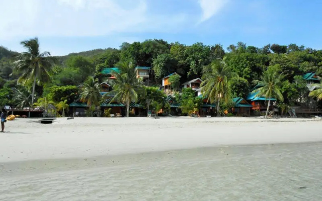 Sandy Bay Resort