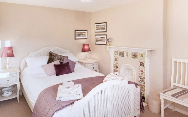 2 Bittadon Cottages
