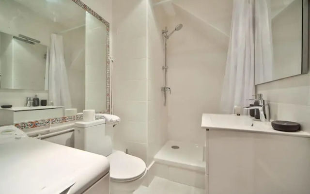 Grand Studio Confort/St Germain-Montparnasse/4P