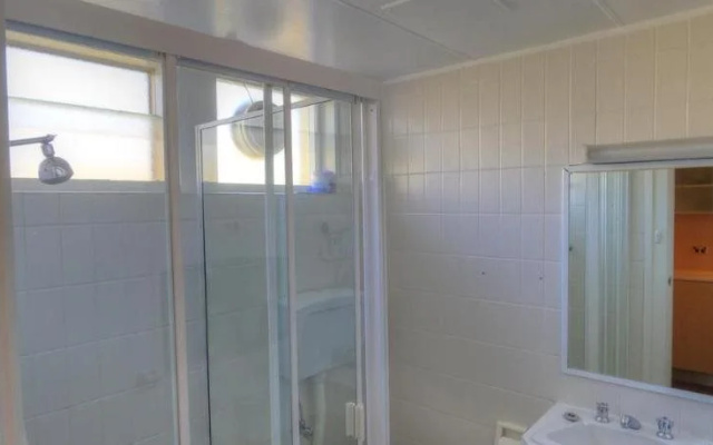 Cooma Motor Lodge Motel