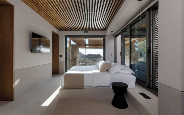 Crimson View Villa by Hide Out