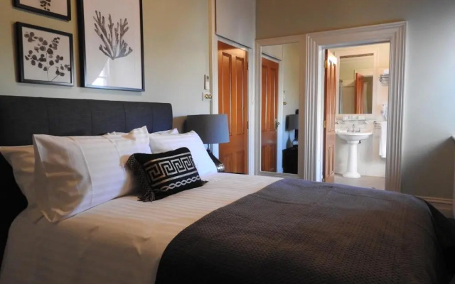 Bull and Mouth Hotel Maryborough Victoria
