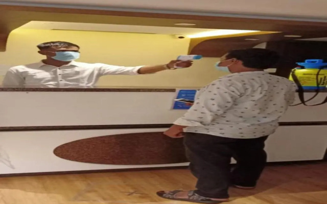 Hotel Malad Inn
