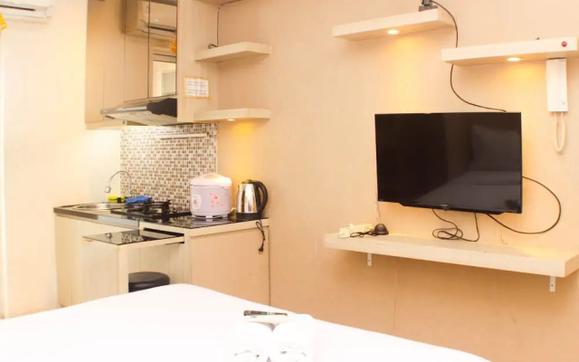 Great Location And Simply Studio Room At Bassura City Apartment