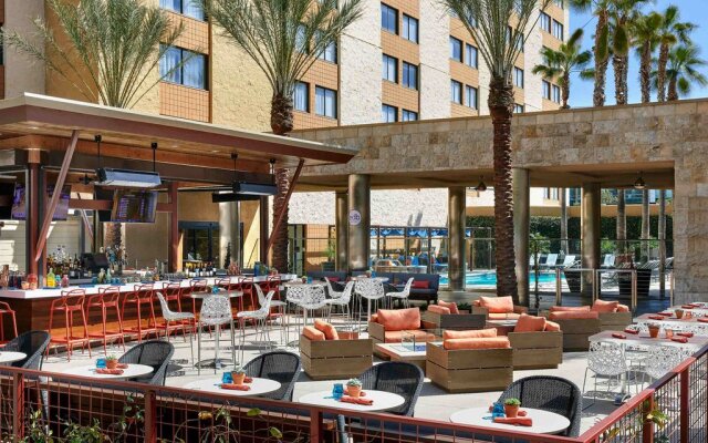 Los Angeles Marriott Burbank Airport 1