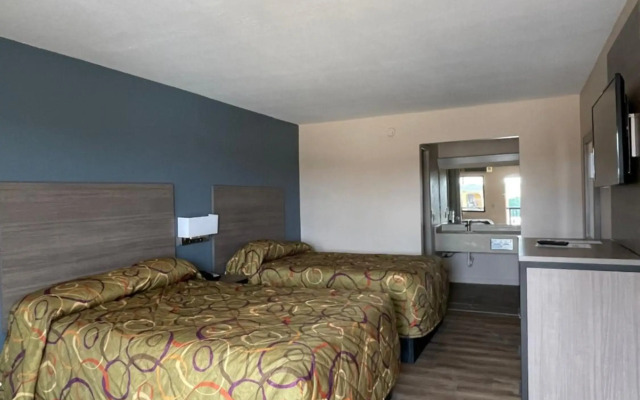 Garden Inn & Suites