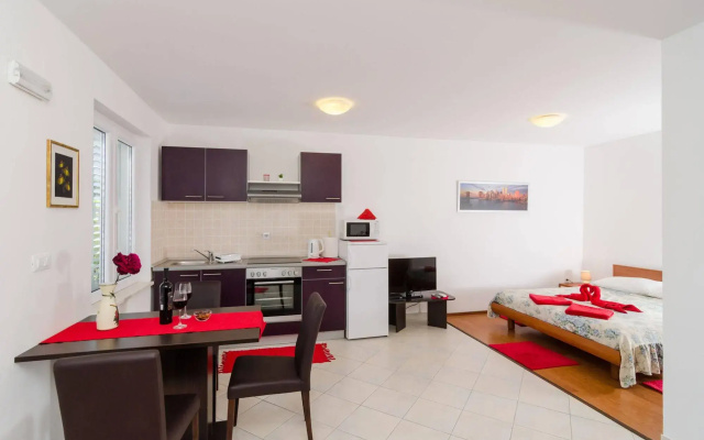 Apartments Ira