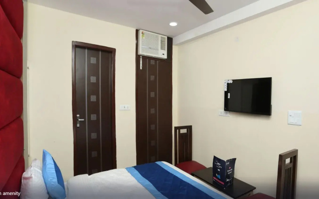 Hotel Royal India By OYO Rooms