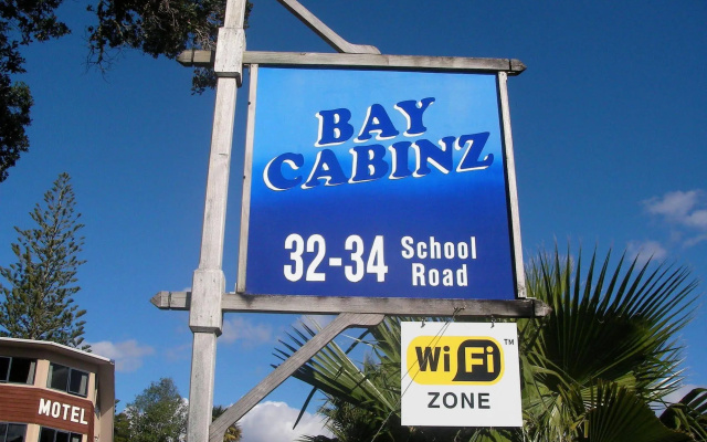 Bay Cabinz Motel