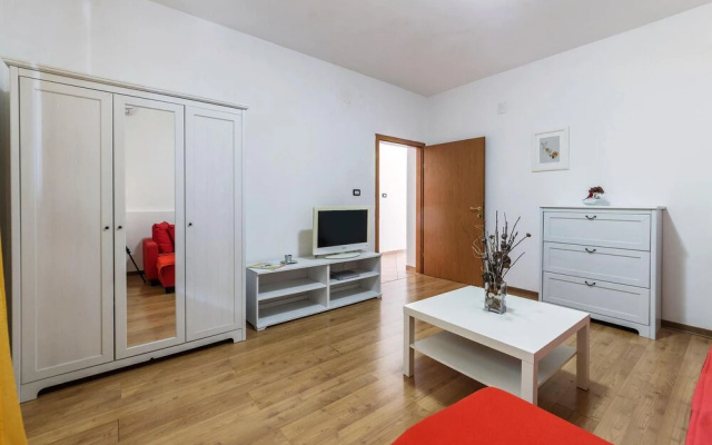 Amazing Home in Novigrad With Wifi and 1 Bedrooms