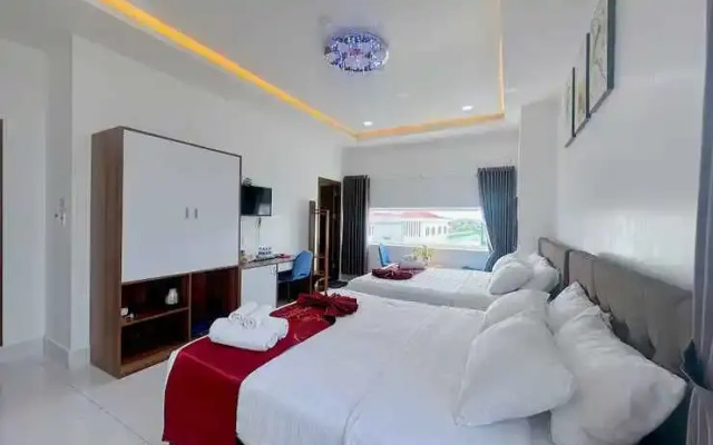Apple Hotel