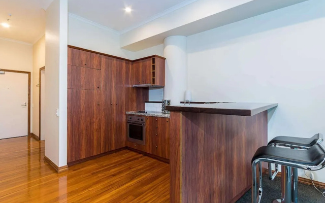 Waterfront Seaview Apt Hotel