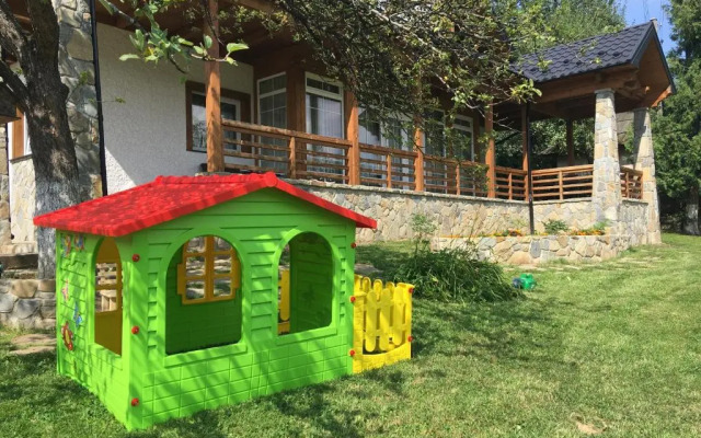Cottage Familiya
