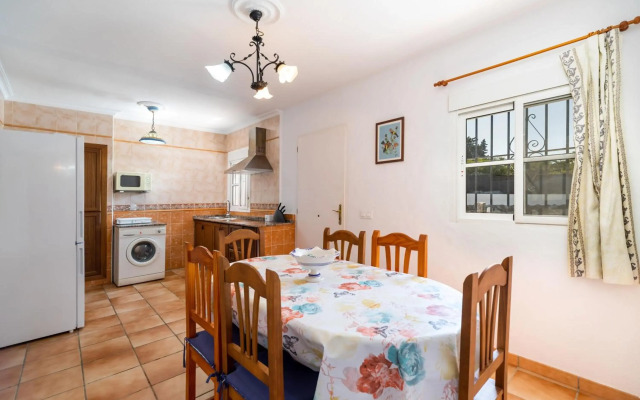 Casa Carlos con Piscina Privada en Conil