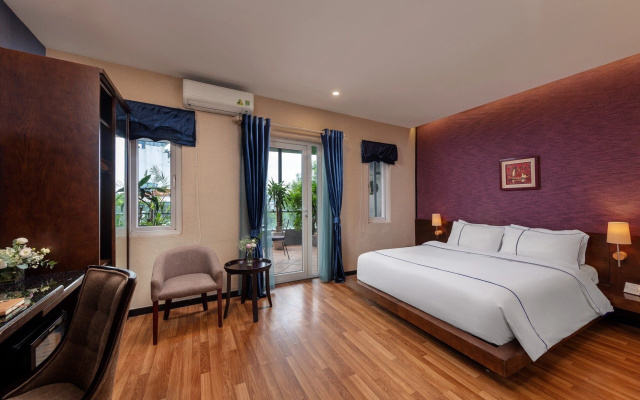 Eliana Signature Hanoi Hotel