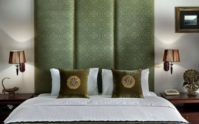 Mercure Mandalay Hill Resort