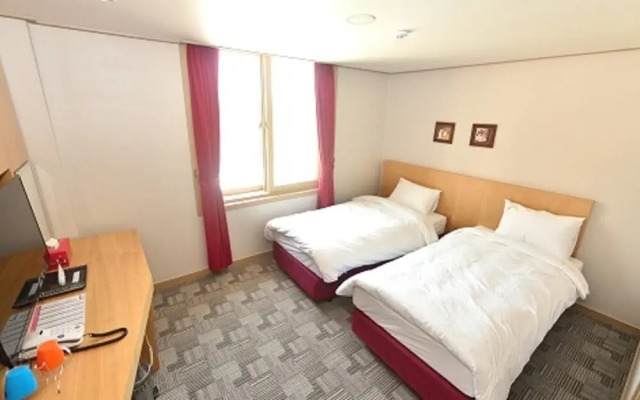Wolmido Harbor View Hotel