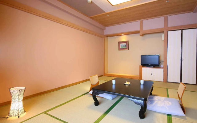 Ito Kowakien