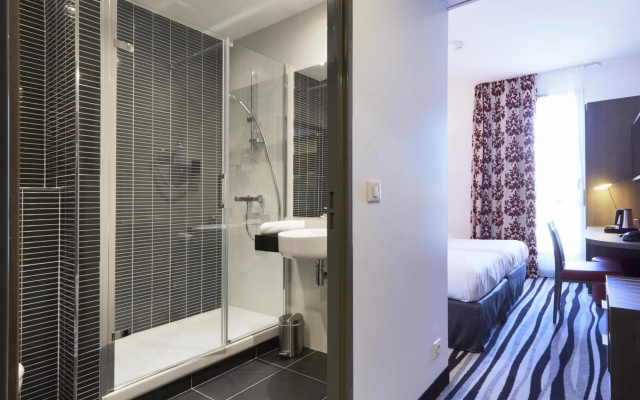 Hôtel Kyriad Saint Quentin en Yvelines - Montigny