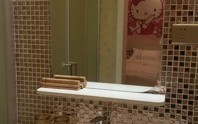Shiyou Theme Smart Apartment (Dali Railway Station)