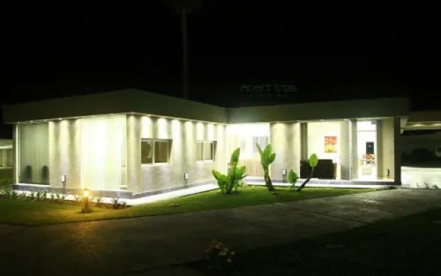 Apart Tres Hotel