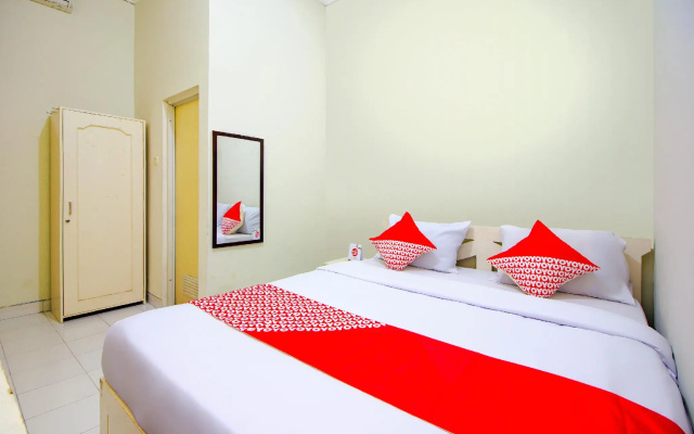 OYO 3083 D Kost 3 Syariah