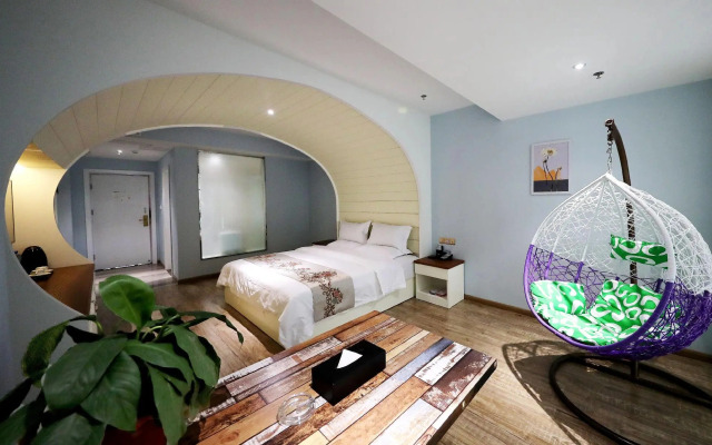 Zhongsheng Hotel