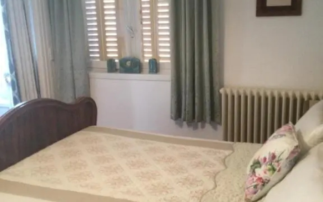 Tower view 2 bedroom apartment - crocq creuse
