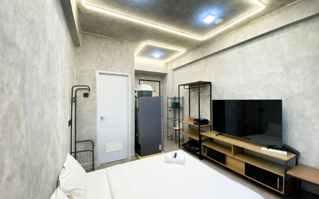 Fully Furnished And Homey Studio Grand Kamala Lagoon Apartment