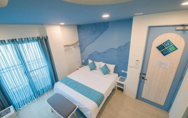 Sapphire Inn