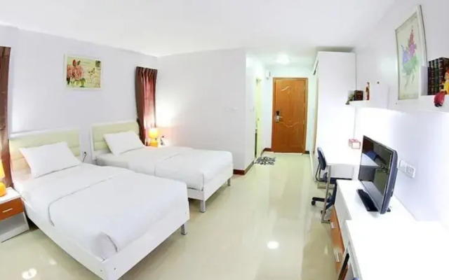 Bundit Parlor Salaya