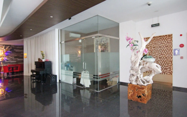 ZEN Premium Near Rumah Mode