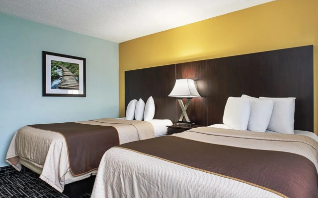 Travelodge Batavia Darien Lake Theme Park