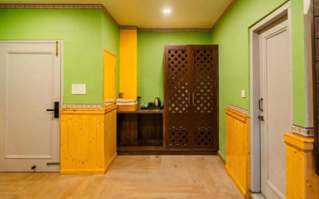 The Hosteller Jibhi