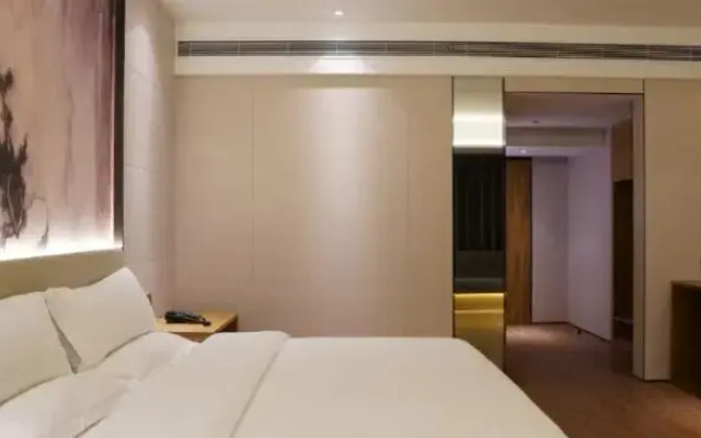Marco Polo Holiday Hotel