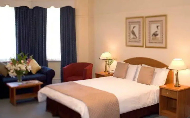 Hotel Charsfield Melbourne