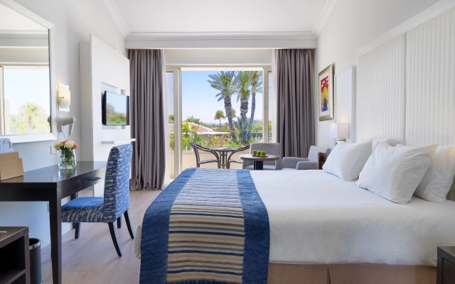 Olympic Lagoon Resort – Ayia Napa