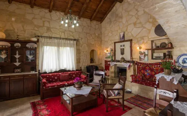 Villa Toula