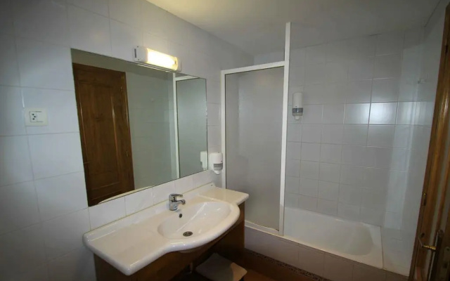 Hotel, Bungalows Y Camping Viu