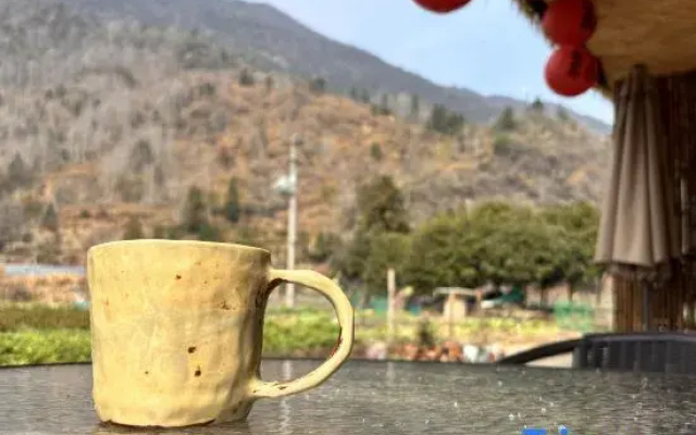 Shitai Mountain and Half Water Homestay
