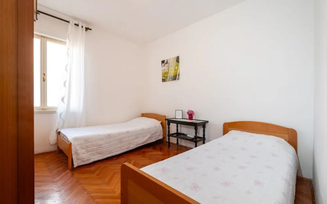 Apartments Valy 6 Center Novalja