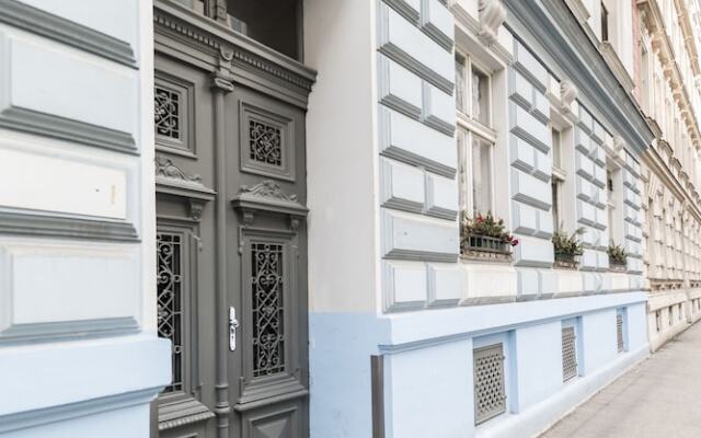 Апартаменты Blauhouse Apartments Вена вид на фасад