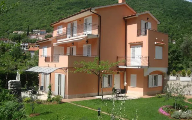 Apartments Mogorović