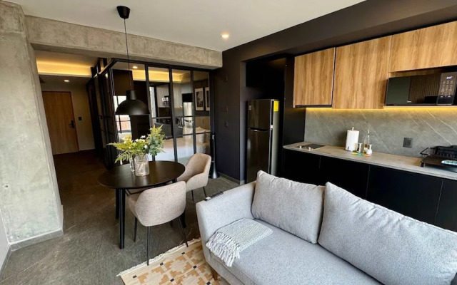 w Tasteful 1BR w Private Balcony in Tabacalera